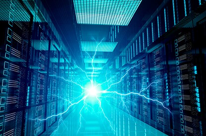 Server-Warehouse mit Blitz