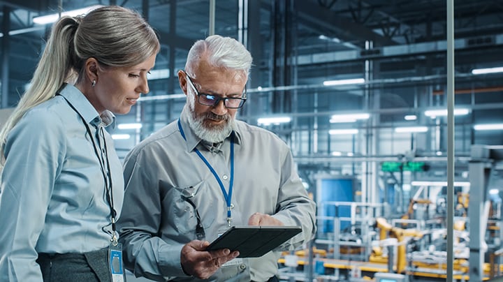 fertigungsteam in der Werkstatt