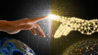 Human and virtual hands twinning