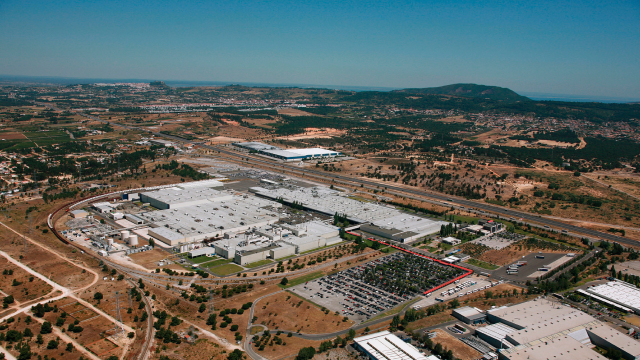 Aerial view of Volkswagen Autoeuropa facility