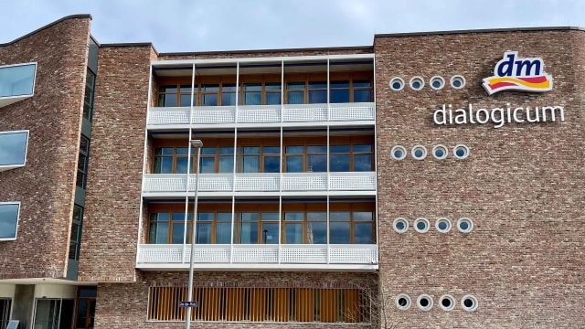 dm dialogicum building
